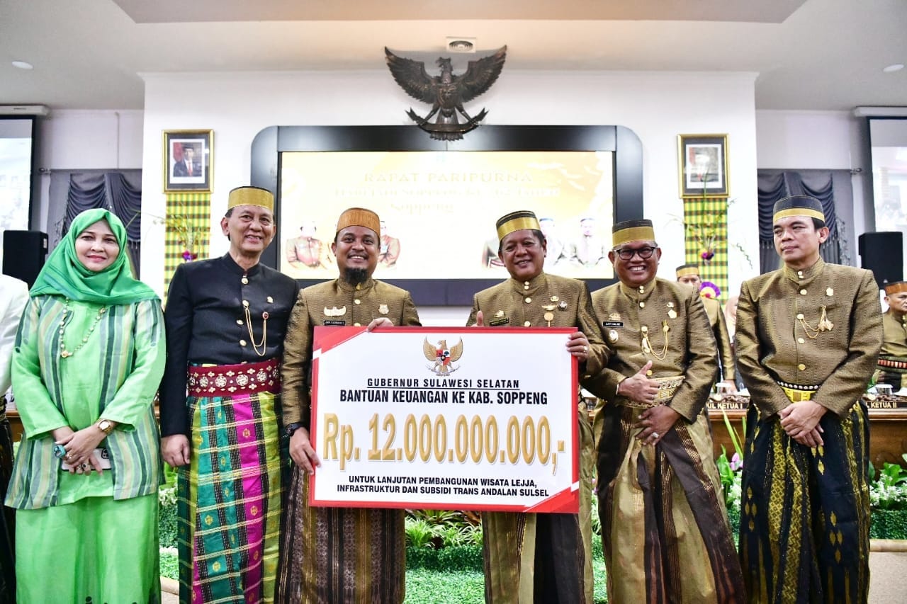 Gubernur Beri Bantuan Keuangan Rp12 M Untuk Lanjutan Wisata Lejja hingga Trans Andalan di Soppeng